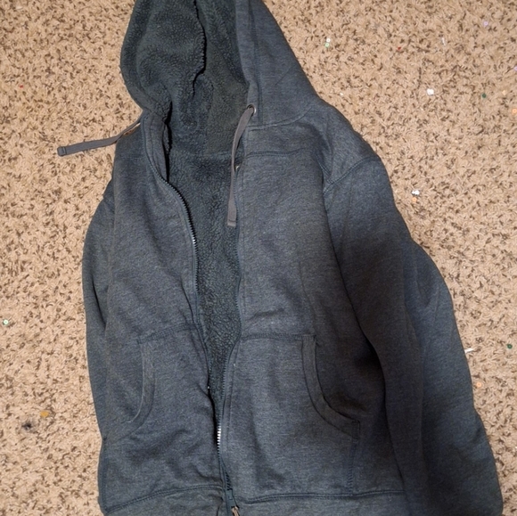 Fuzzy jacket - Picture 1 of 2